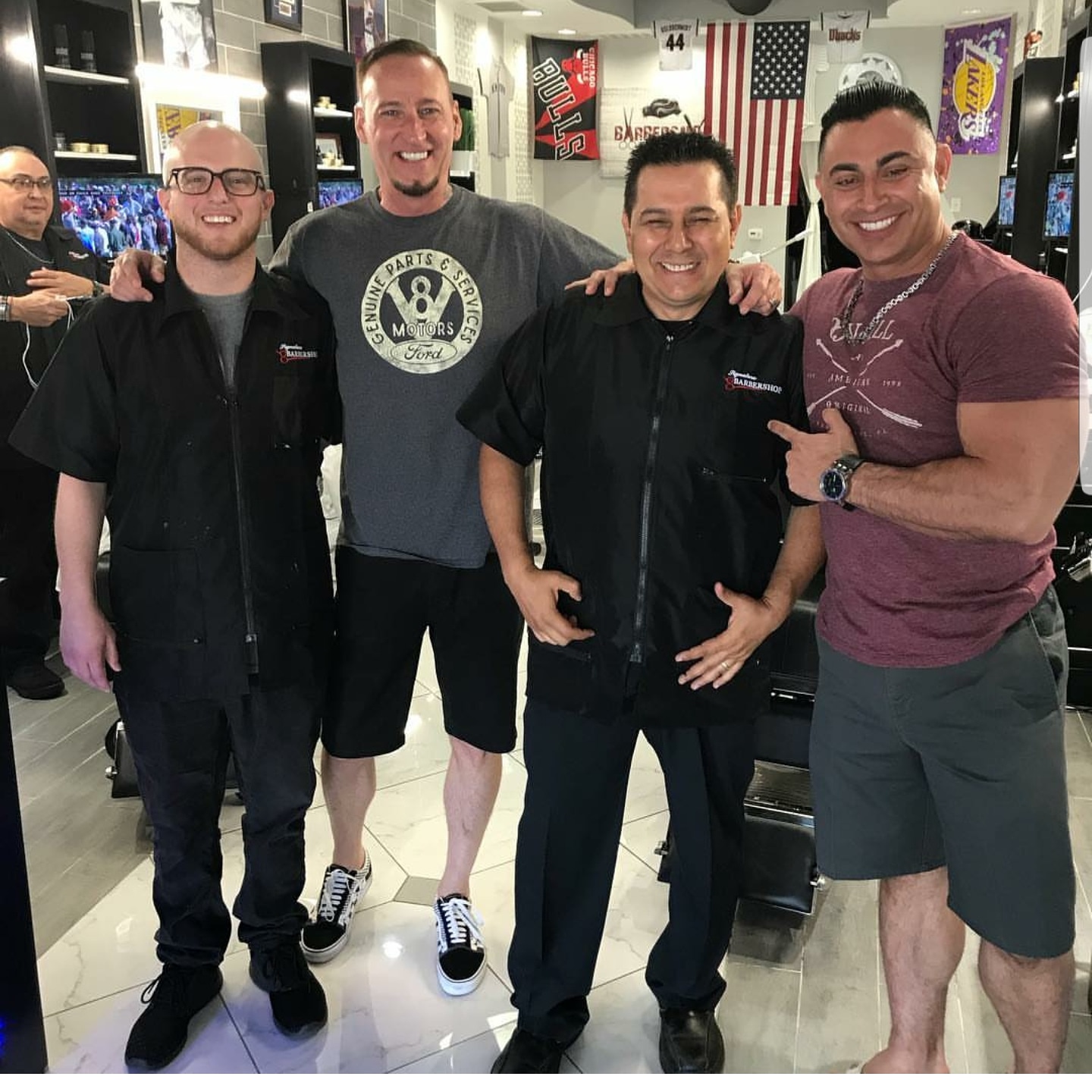 https://signaturebarbershop.net/wp-content/uploads/2020/11/gallery_full-16.jpg