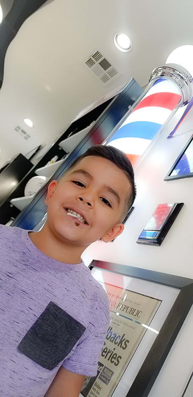 https://signaturebarbershop.net/wp-content/uploads/2020/11/gallery_full-23.jpg