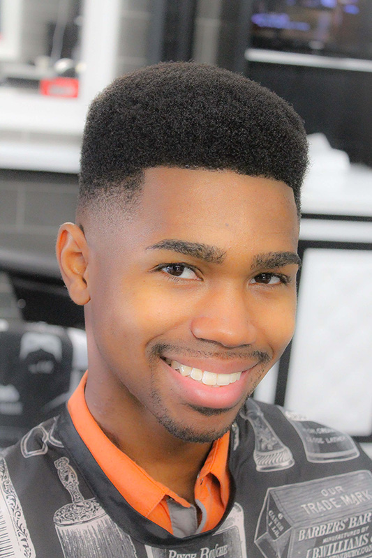 https://signaturebarbershop.net/wp-content/uploads/2020/11/gallery_full-24.jpg