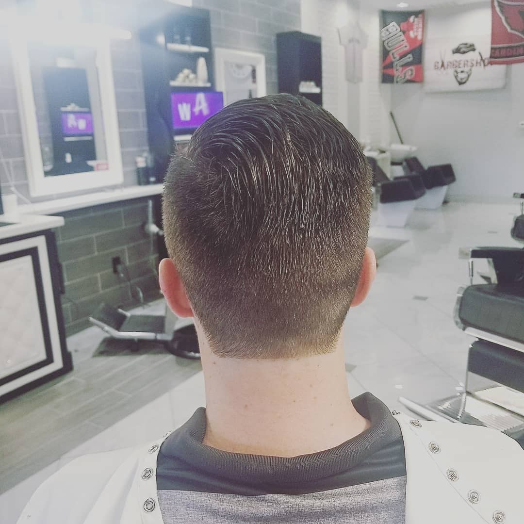 https://signaturebarbershop.net/wp-content/uploads/2020/11/gallery_full-7.jpg